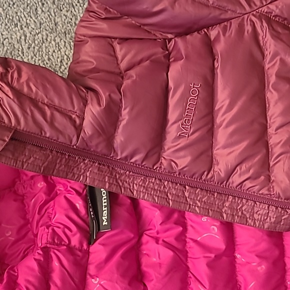 Marmot Jena 700 fill down jacket, size small - Picture 11 of 14